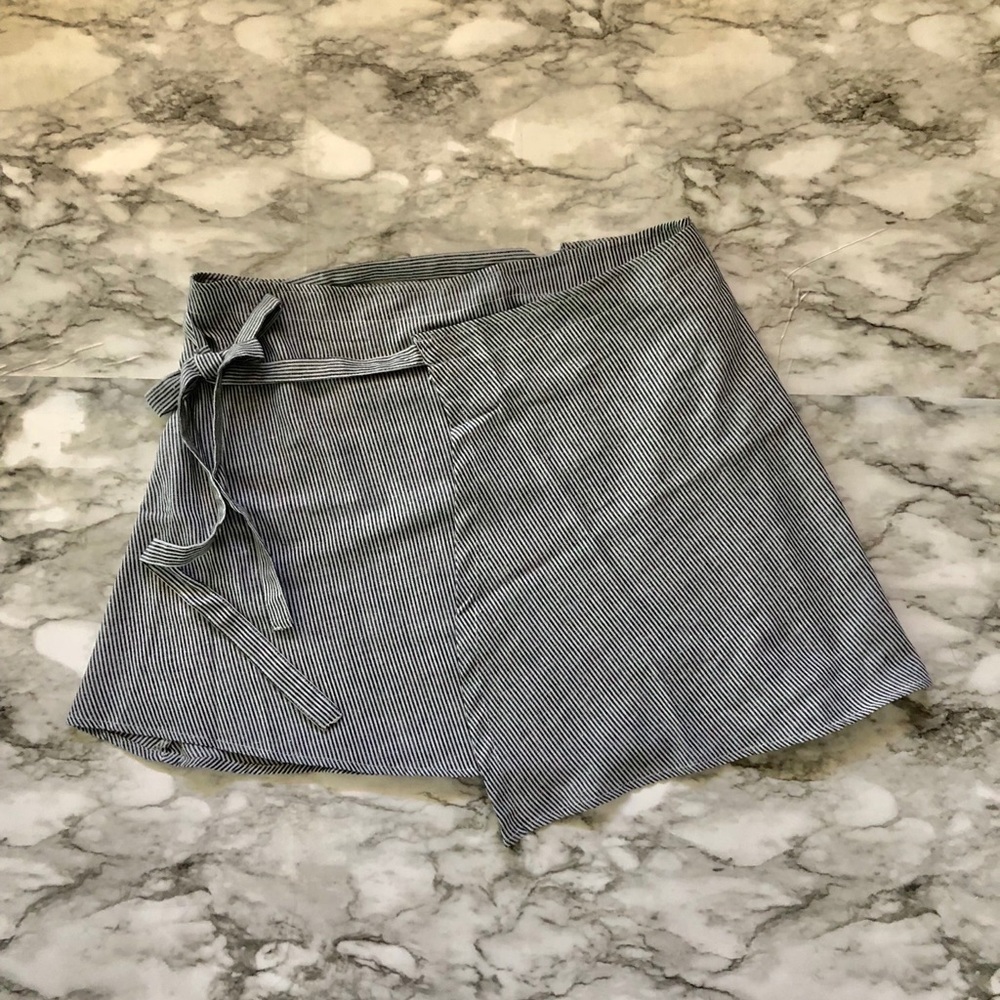 Brandy Melville Genevieve Wrap Skirt